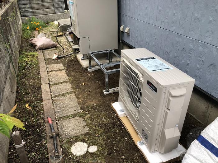 電気温水器からエコキュートへ取替え工事